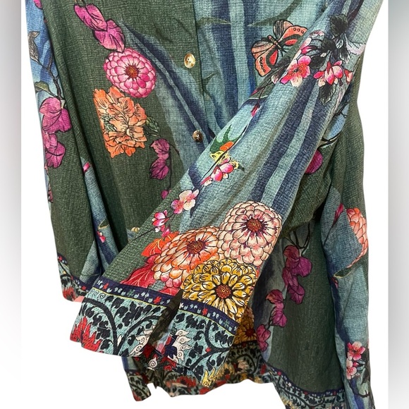 Citron butterfly flower button down blouse novelty print 1X split sleeve - Picture 3 of 10